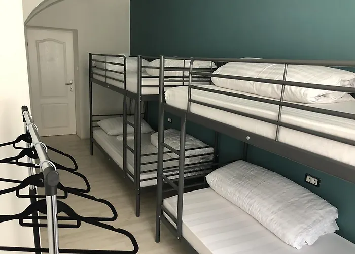 特鲁巴耶瓦54旅馆 *